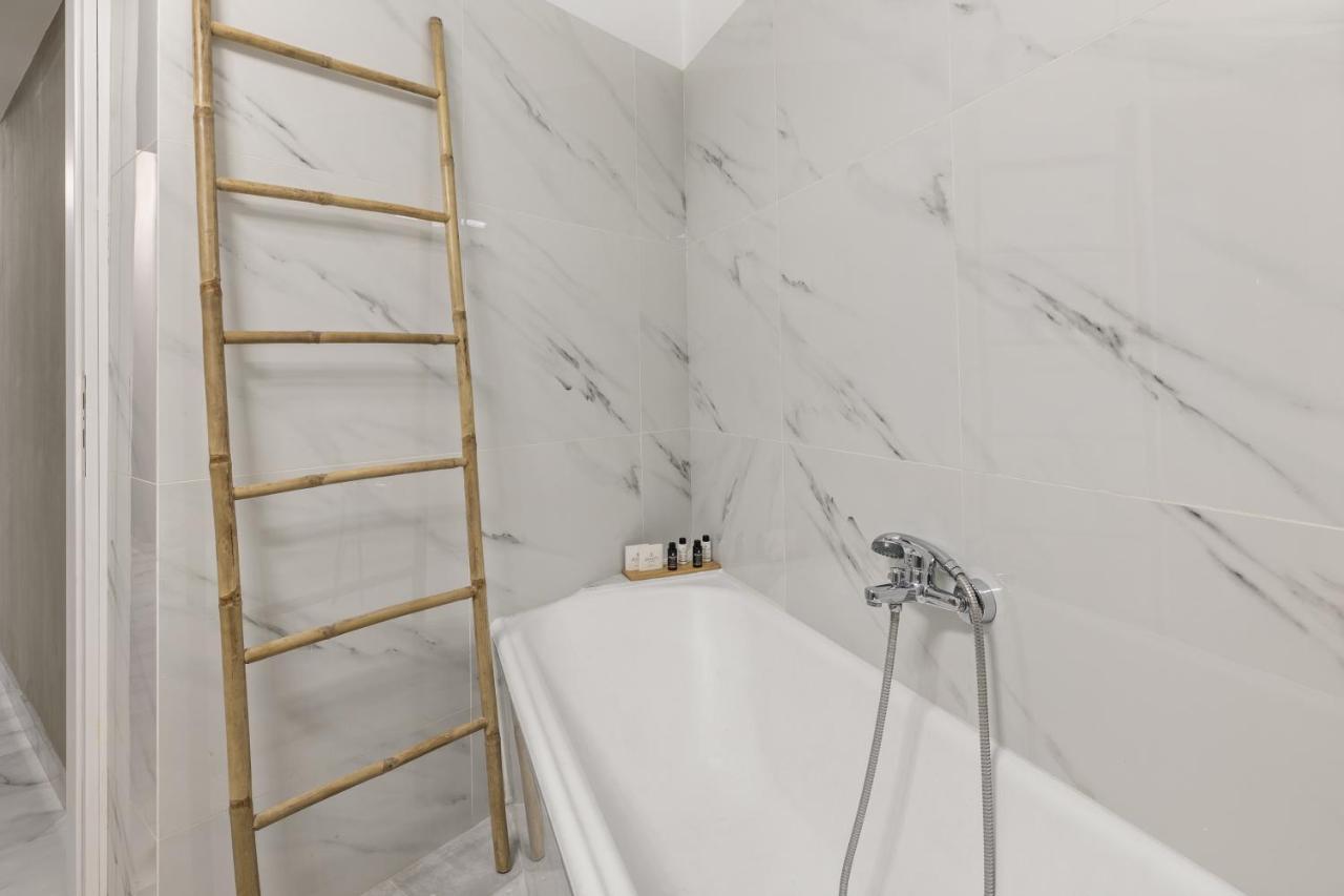 Athens Warehouse Boutique Hotel & Suites Kültér fotó